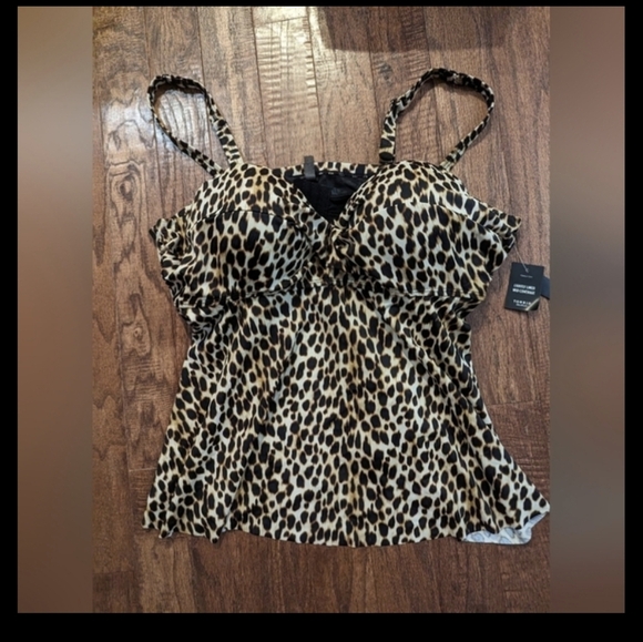 Torrid leopard swim High Waist Bottom 3x & Underwire Twist top 3x DD/F - Picture 13 of 15